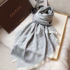 <AUTHENTIC>Gucci Scarf